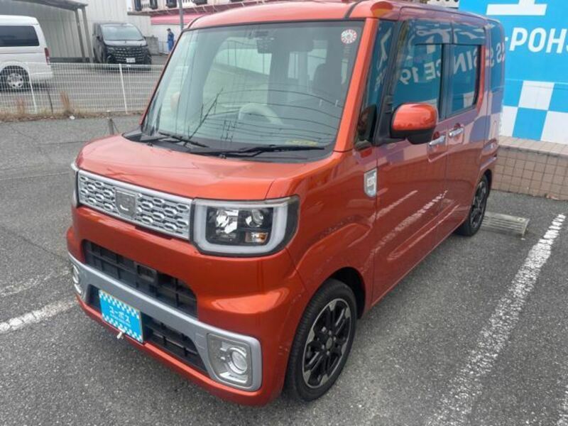 DAIHATSU　WAKE