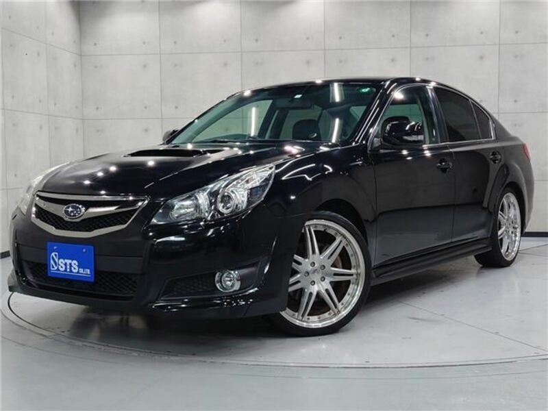 SUBARU　LEGACY B4