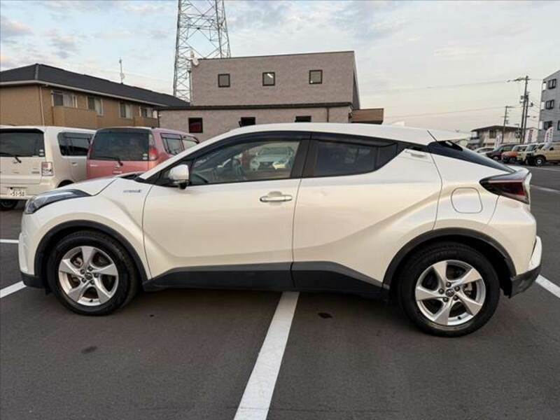 C-HR-10