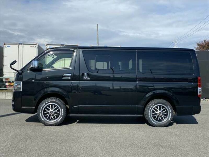 HIACE VAN-13