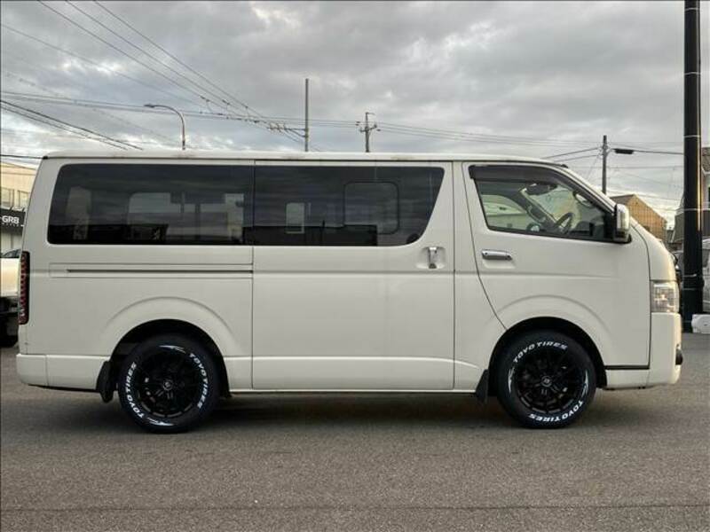 HIACE VAN-12