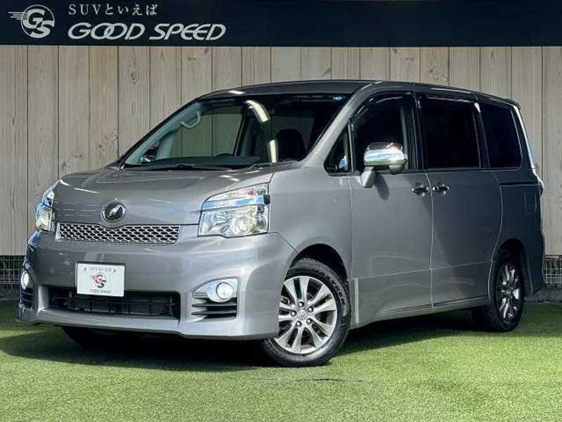 TOYOTA　VOXY