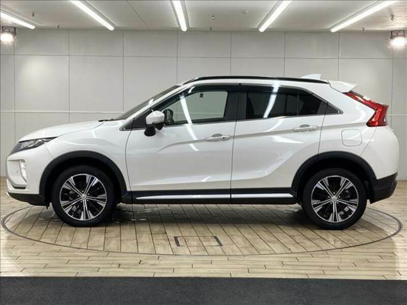 ECLIPSE CROSS-15