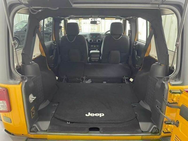 JEEP WRANGLER-10