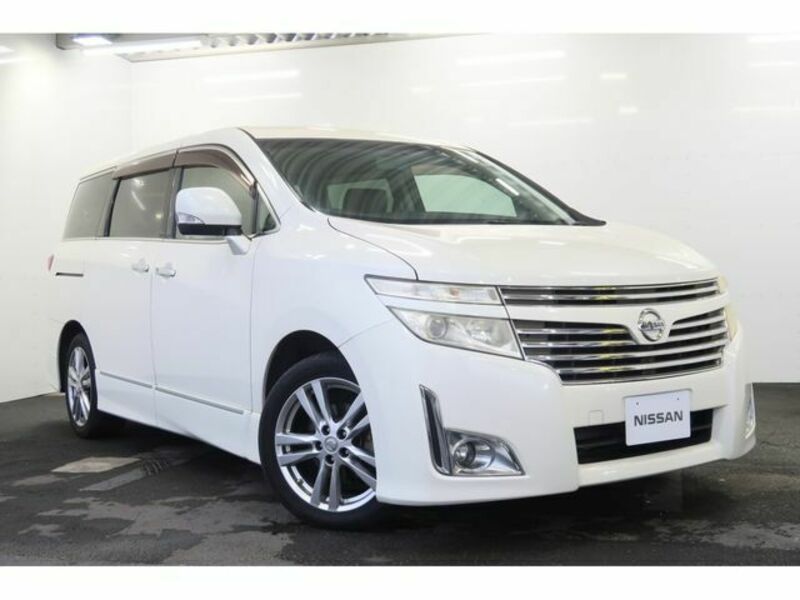 NISSAN　ELGRAND