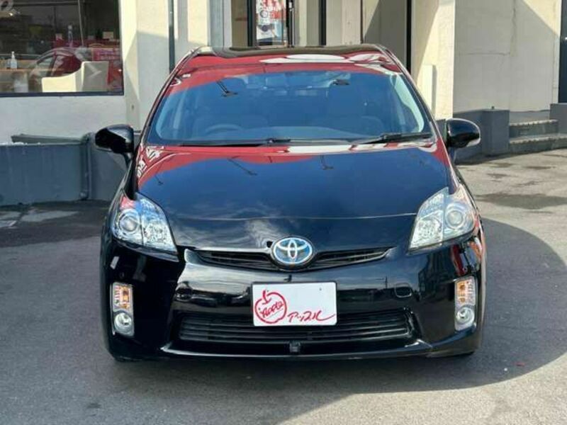 PRIUS-4