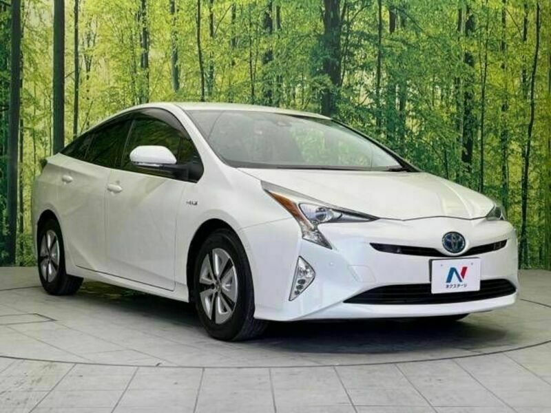 PRIUS-16