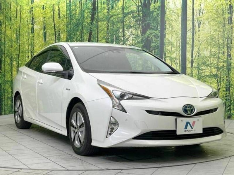 PRIUS-16