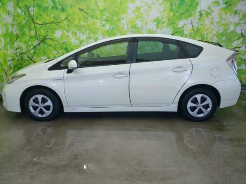 PRIUS-1