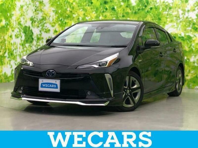 TOYOTA　PRIUS