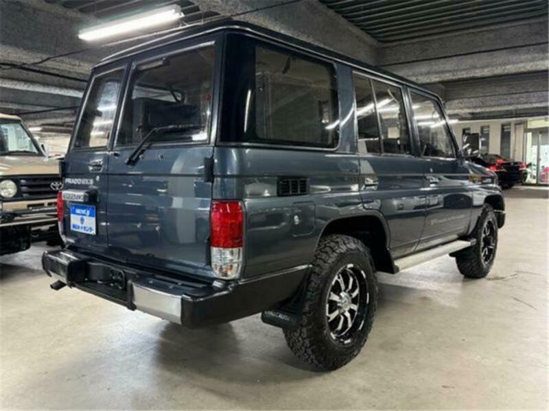 LAND CRUISER PRADO-6