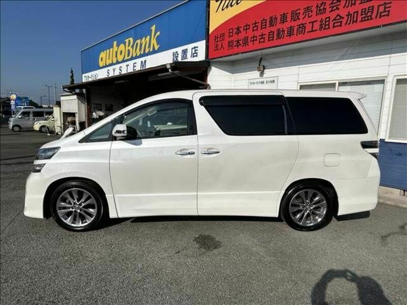 VELLFIRE-11