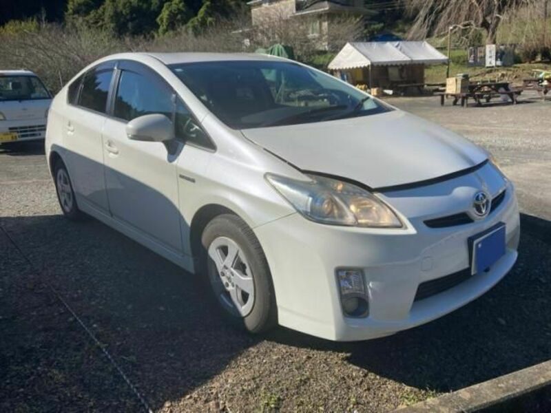 PRIUS-1