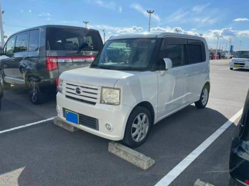 DAIHATSU　MOVE CONTE