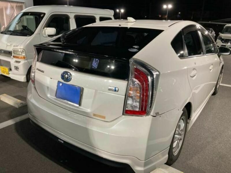 PRIUS-1