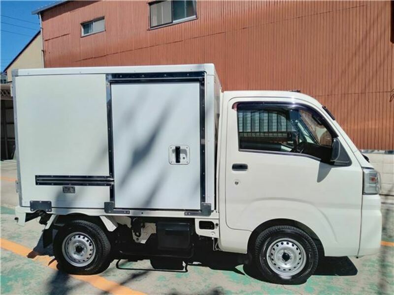 HIJET TRUCK-1