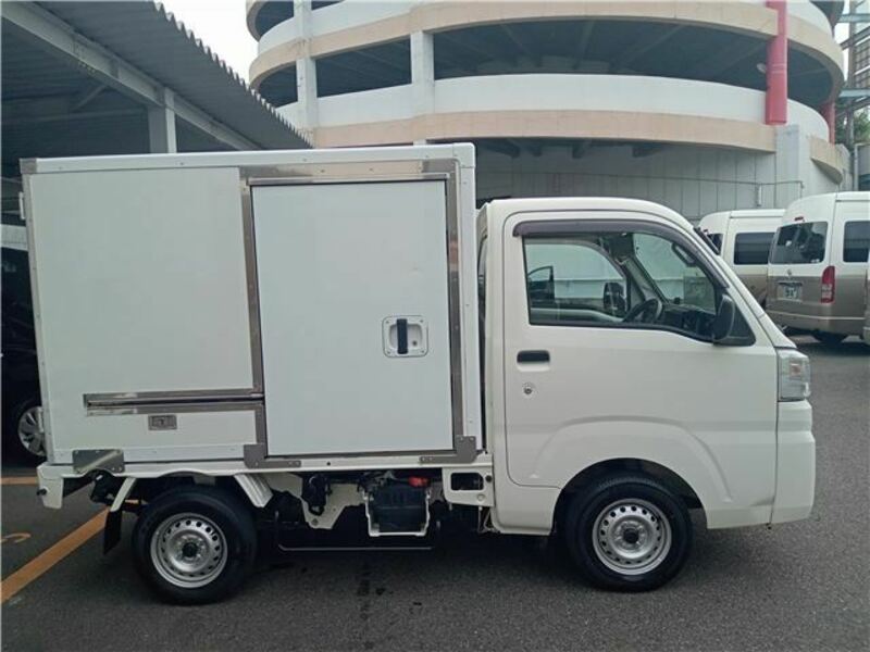 HIJET TRUCK-1