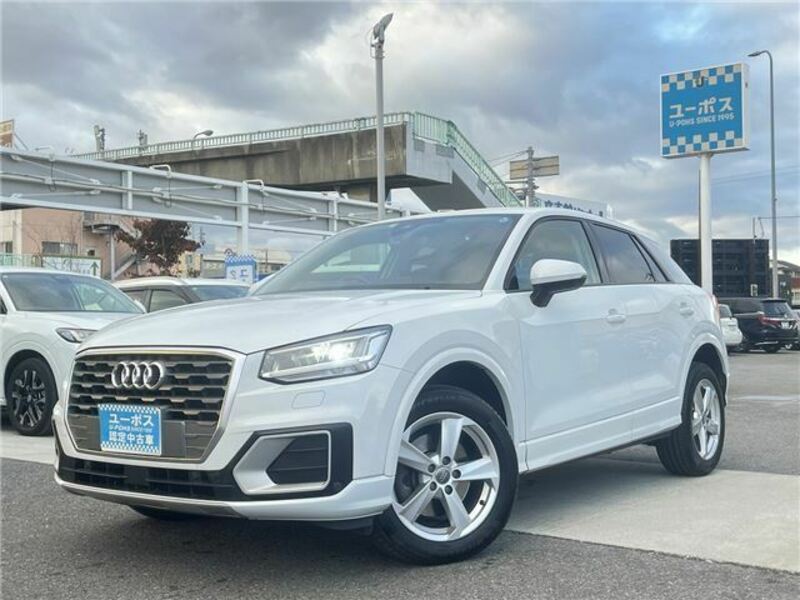 AUDI　Q2