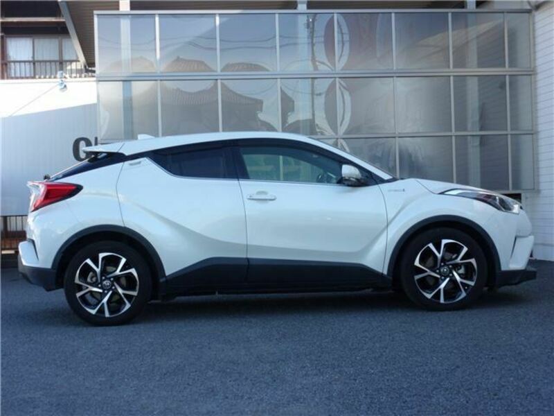 C-HR-6