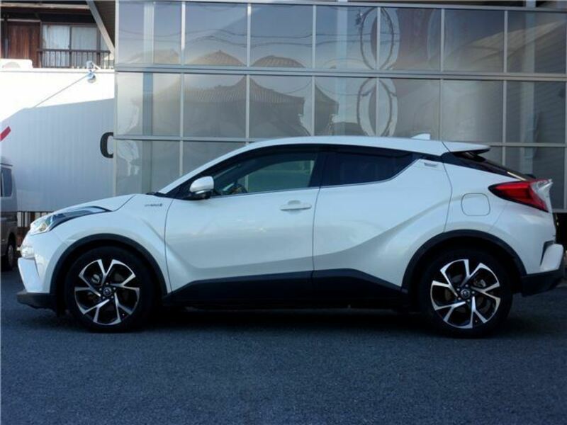 C-HR-7