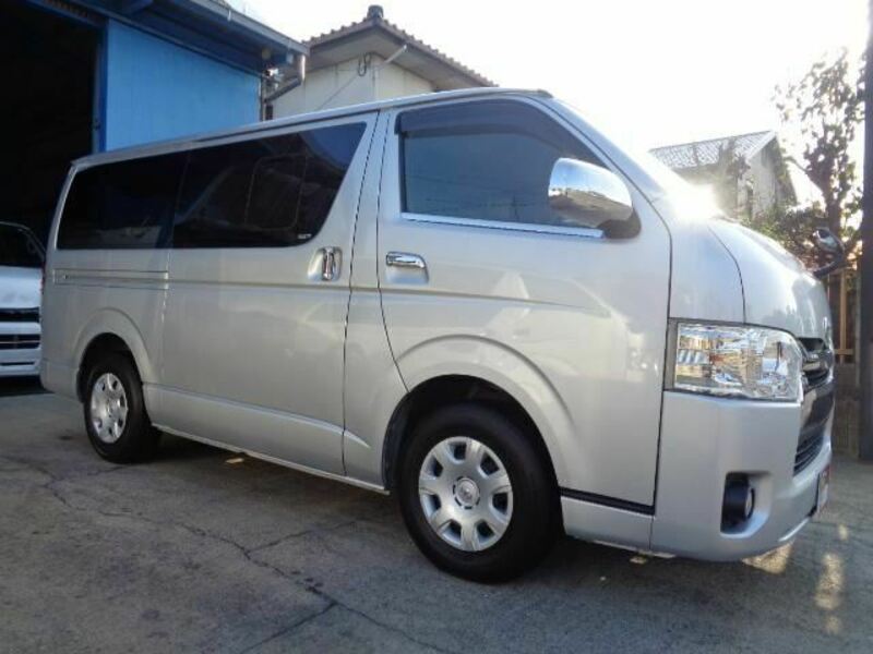 HIACE VAN-4