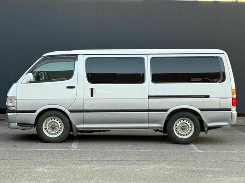 HIACE VAN-4