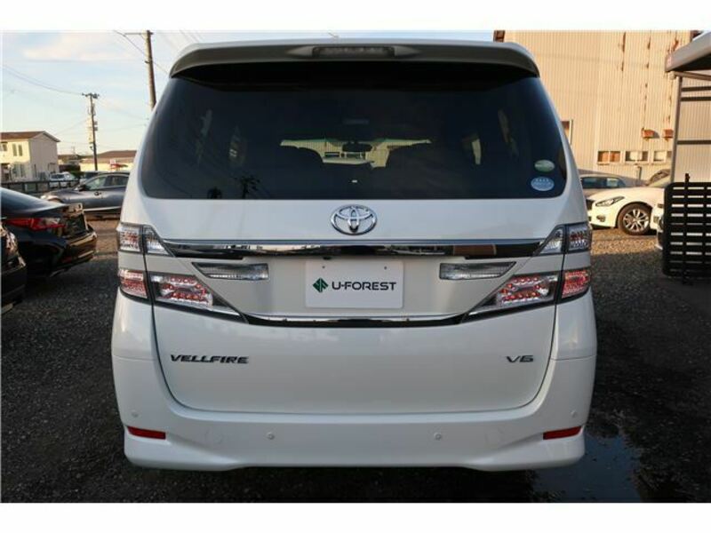 VELLFIRE-34