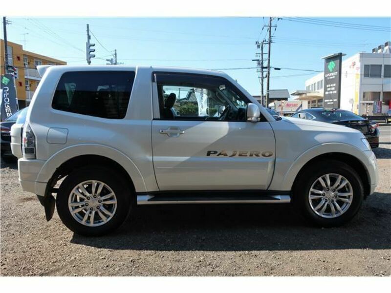 PAJERO-27