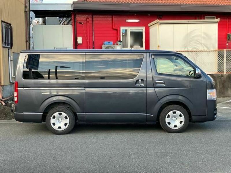 HIACE VAN-3