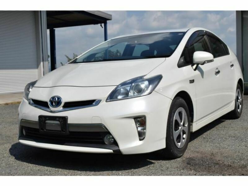 PRIUS PHV