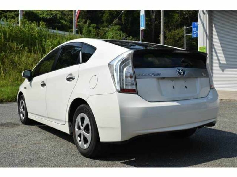 PRIUS PHV-4