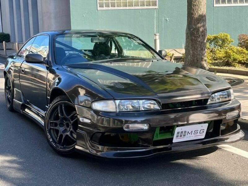 NISSAN　SILVIA