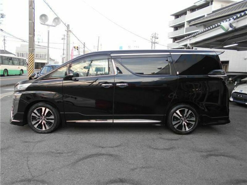 VELLFIRE-7