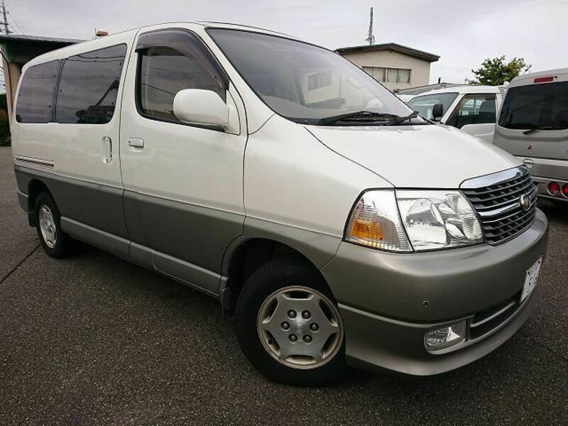 TOYOTA　GRANVIA