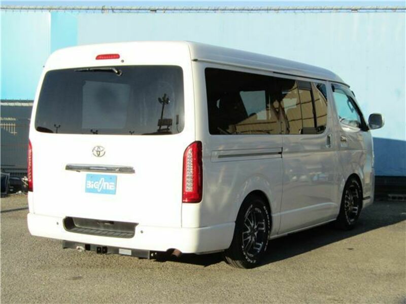 HIACE VAN-37