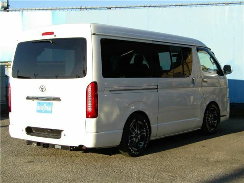 HIACE VAN-38