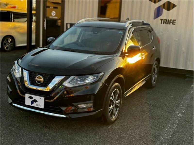 X-TRAIL-32