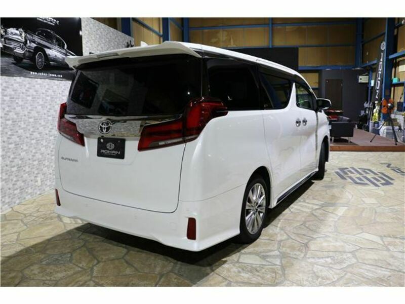 ALPHARD-1