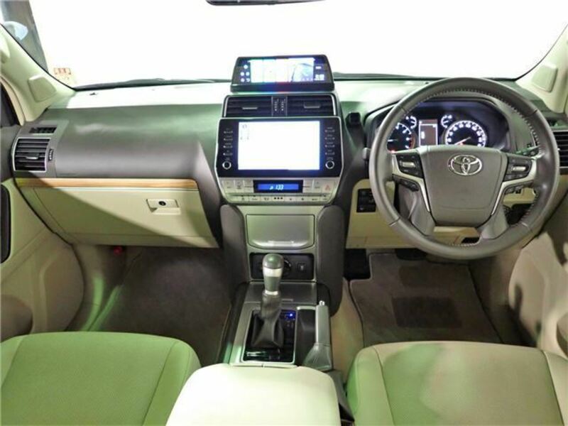 LAND CRUISER PRADO-2