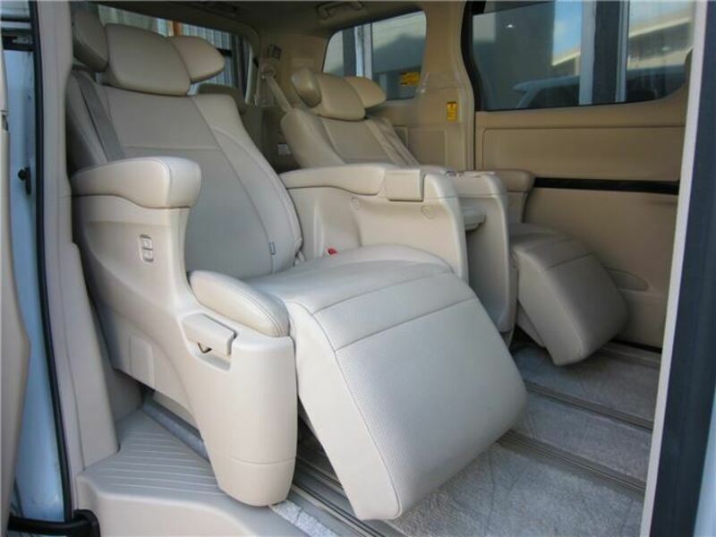 ALPHARD-33