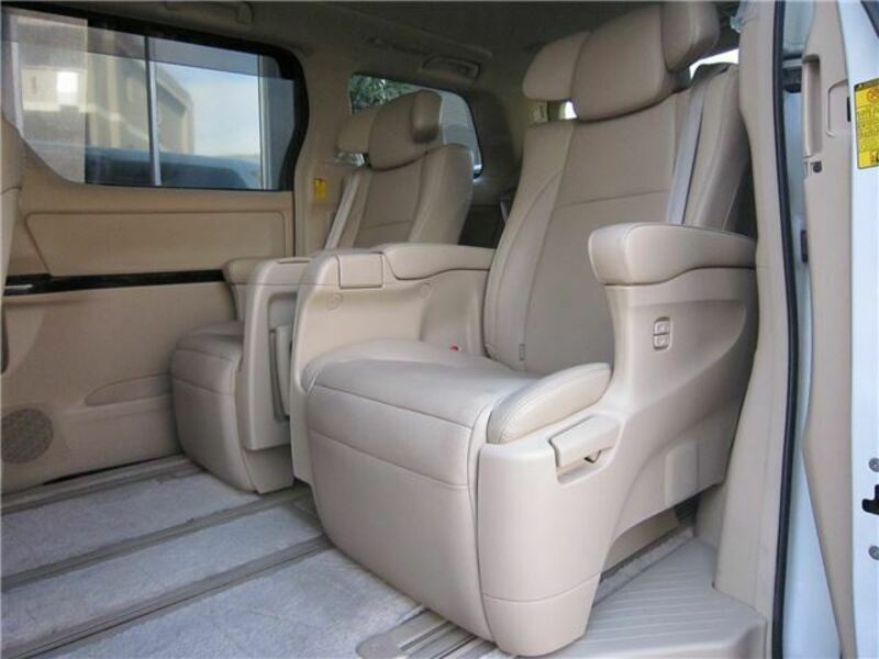 ALPHARD-36