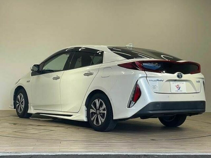 PRIUS PHV-15