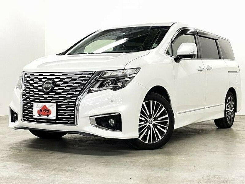 NISSAN　ELGRAND