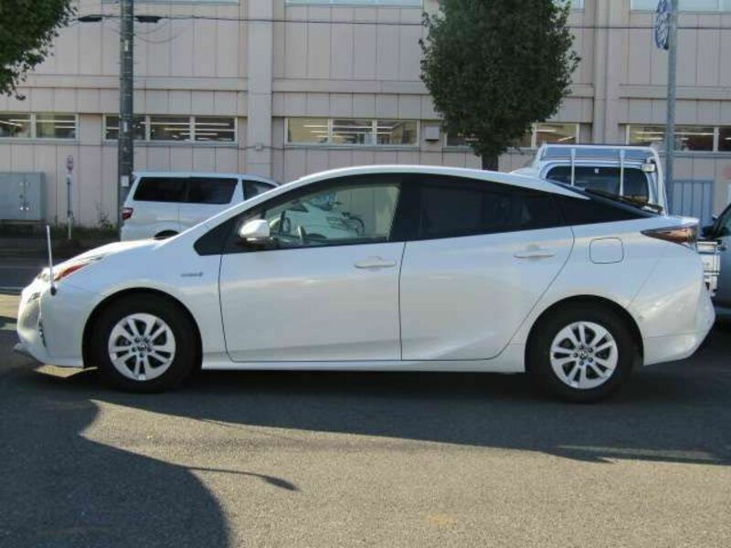 PRIUS-7