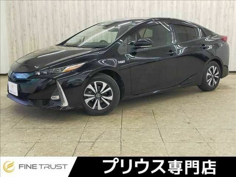 TOYOTA　PRIUS PHV