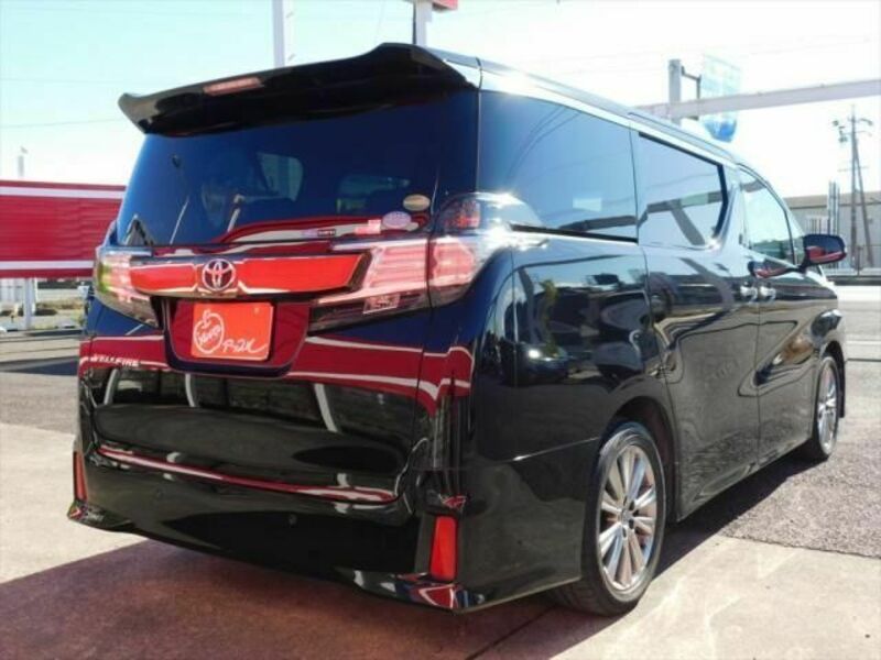 VELLFIRE-8