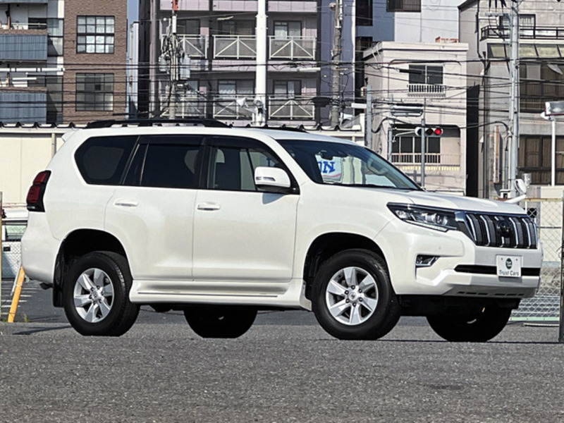 LAND CRUISER PRADO-3