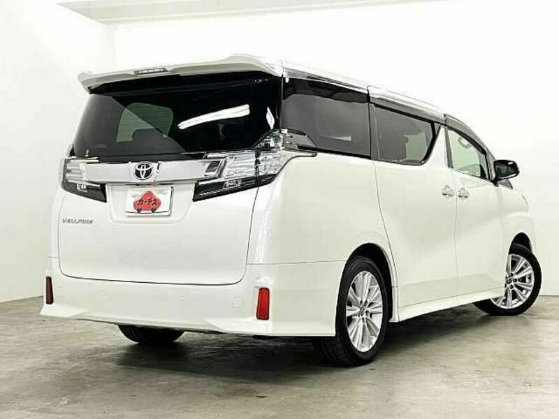 VELLFIRE-2