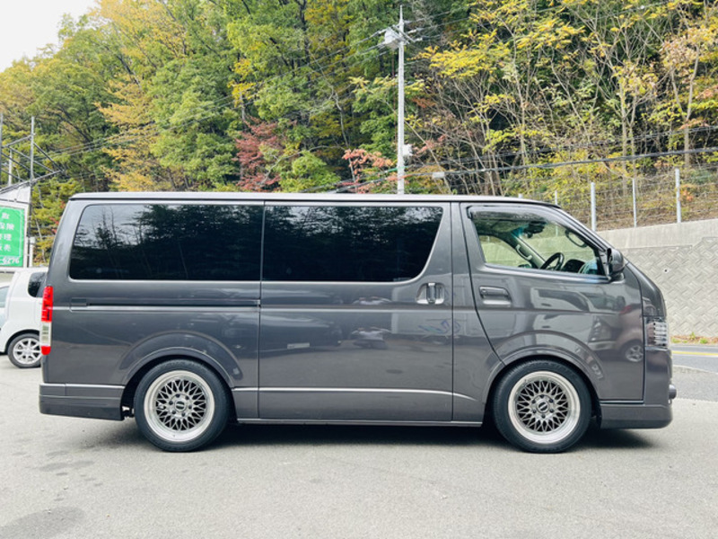 HIACE VAN-7