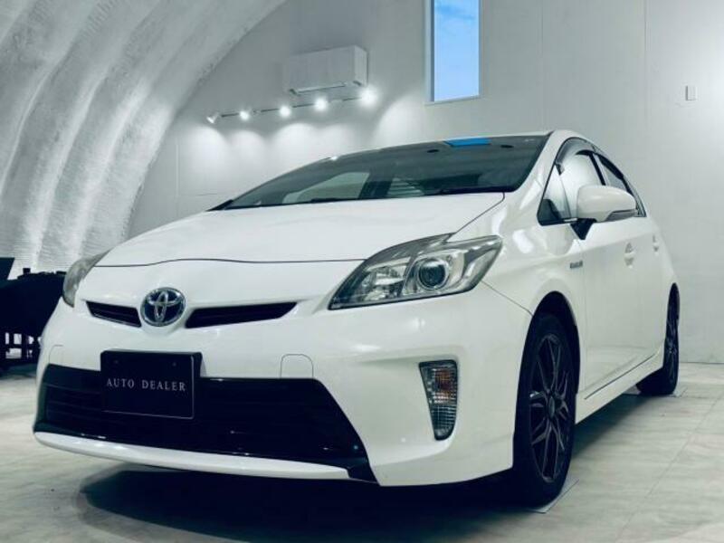 PRIUS-4